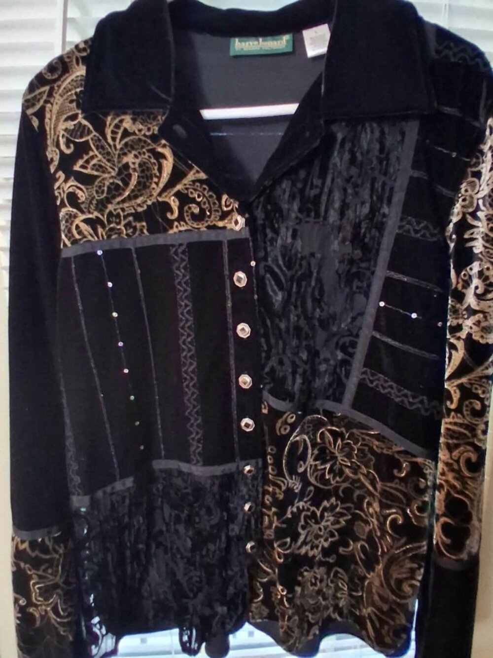 Harve Benard Ladies Long Sleeve Velour Blouse-Size Large